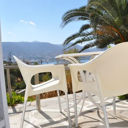 Akrotiri Hotell