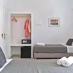 Akrotiri Hotell