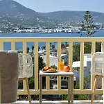 Akrotiri Hotell 3*