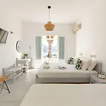 Akrotiri 3*